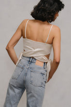 Cargar imagen en el visor de la galería, TOP IVORY
