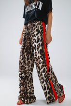 Cargar imagen en el visor de la galería, PANTALON DE LEOPARDO
