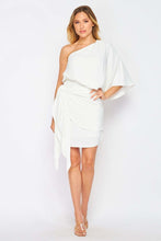 Cargar imagen en el visor de la galería, VESTIDO BLANCO ONE SHOULDER
