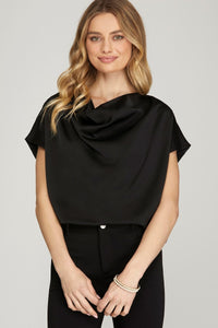 BLUSA NEGRA DE SATIN