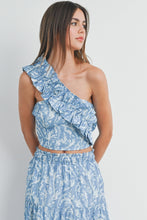 Cargar imagen en el visor de la galería, TOP CELESTE CON BLANCO
