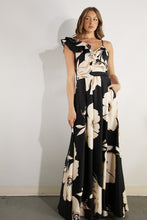 Cargar imagen en el visor de la galería, VESTIDO NEGRO ONE SHOULDER
