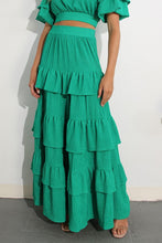 Cargar imagen en el visor de la galería, SET VERDE TOP Y FALDA

