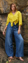 Cargar imagen en el visor de la galería, PANTALON TENCEL AZUL
