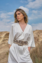 Cargar imagen en el visor de la galería, VESTIDO BLANCO ALBA

