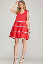 Cargar imagen en el visor de la galería, VESTIDO ROJO CUELLO V
