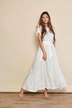 Cargar imagen en el visor de la galería, VESTIDO BAHO BLANCO

